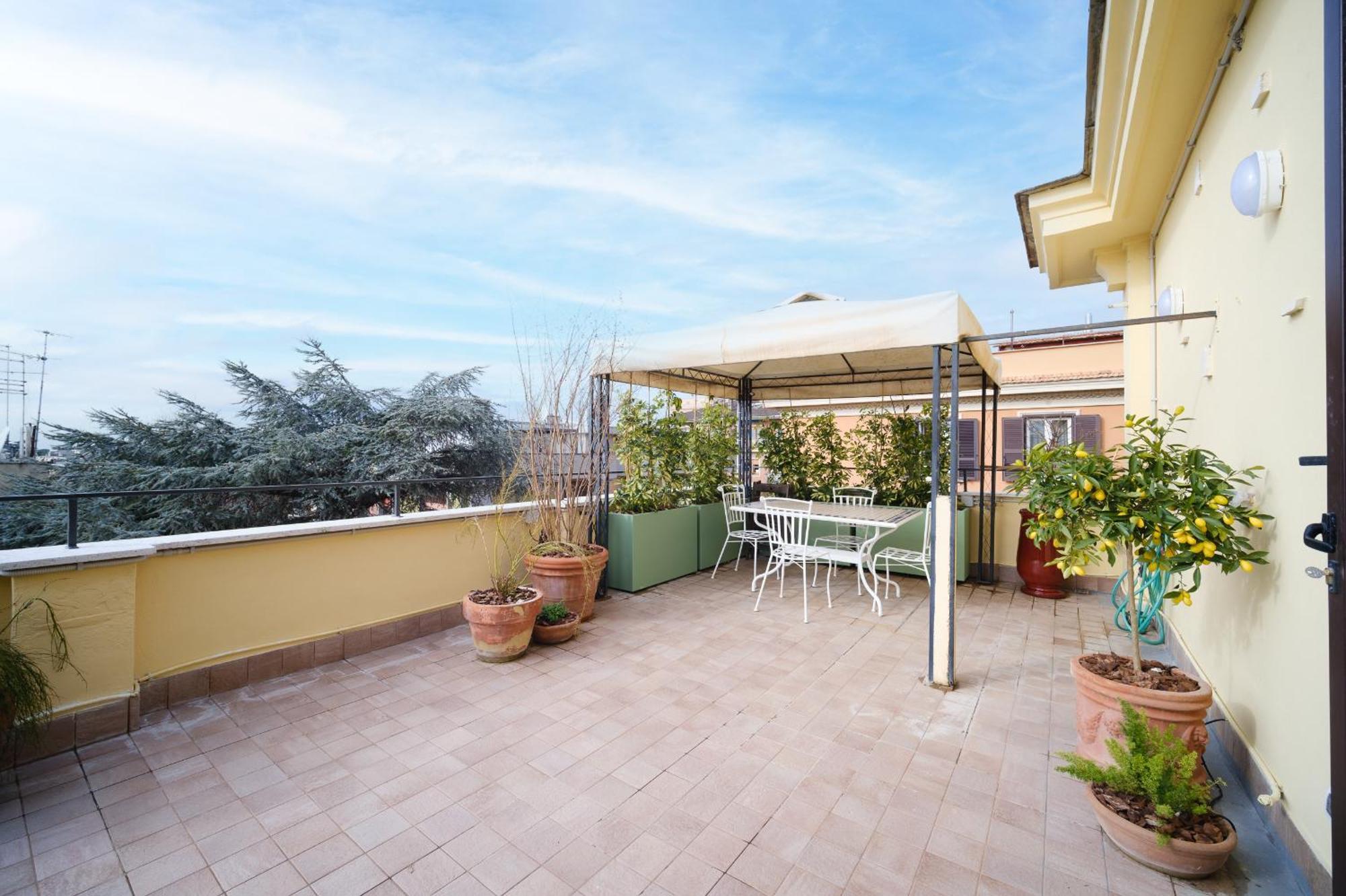 Hill Terrace By Buddyrent Rome