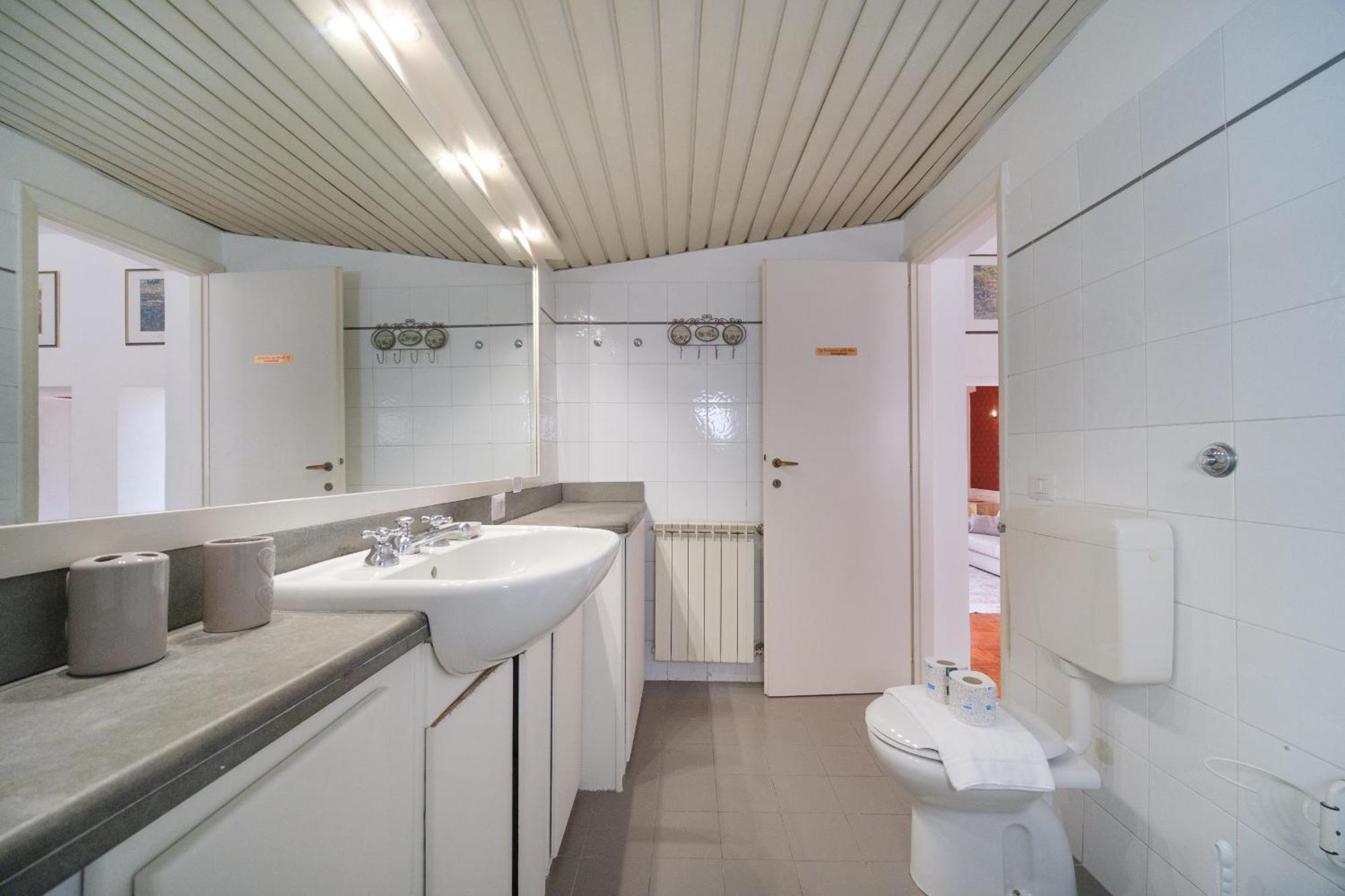 Hill Terrace By Buddyrent Apartment Rom